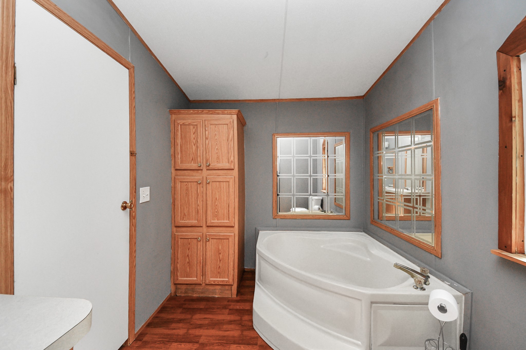 16338 Hill Country Court Conroe, TX 77302 - Photo 20 of 39 a bathroom with a tub and shower