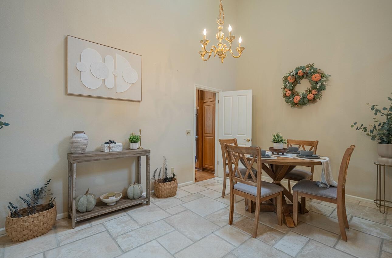 14285 Mountain Quail Road Salinas, CA 93908 - Photo 14 of 57 Gallery Image 14