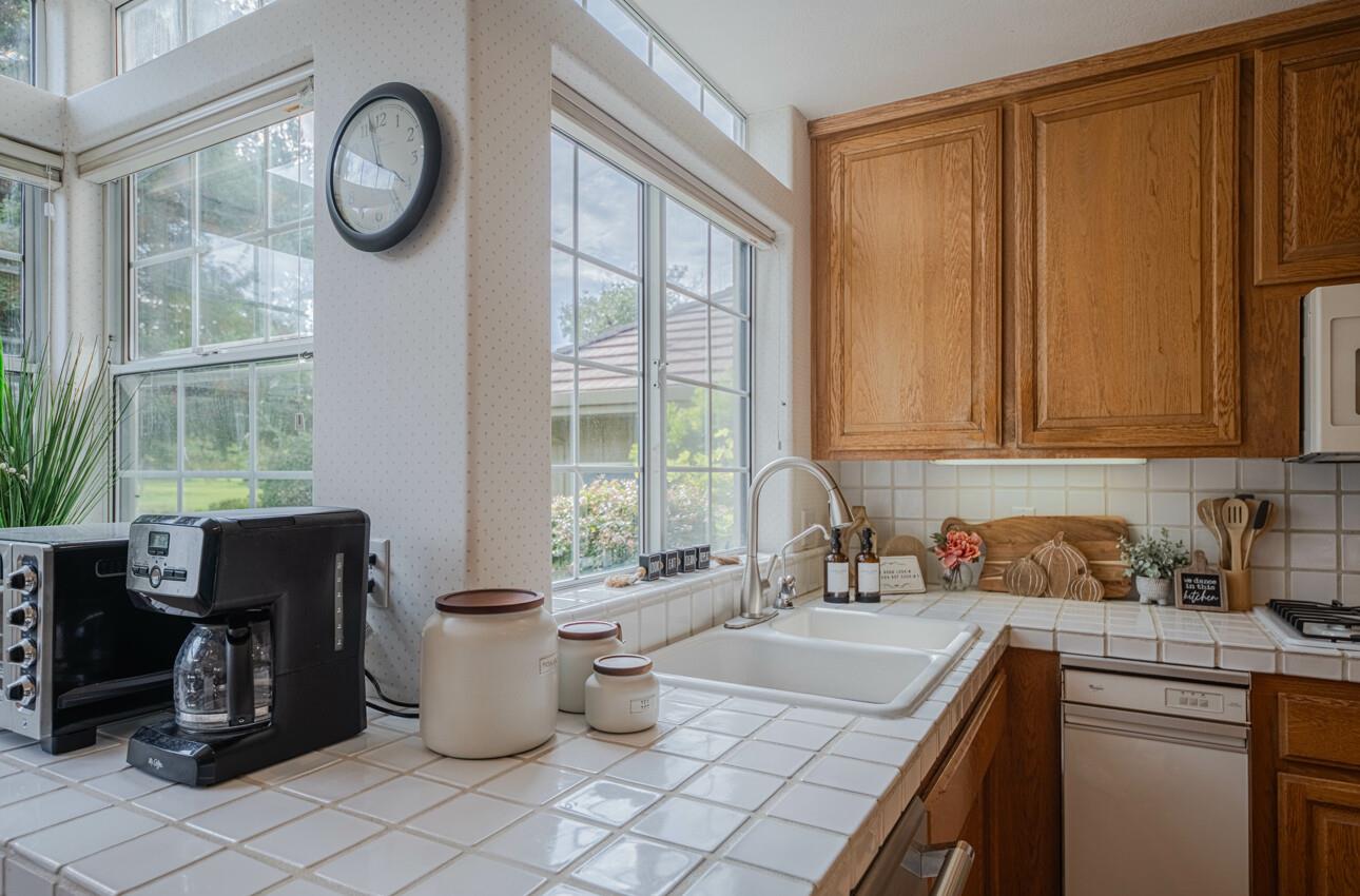 14285 Mountain Quail Road Salinas, CA 93908 - Photo 17 of 57 Gallery Image 17