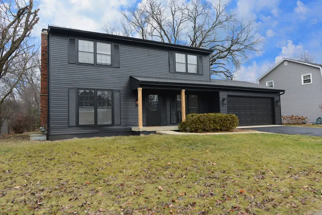 $2,800 | 2309 Sudbury Lane, Geneva, IL 60134