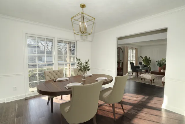 $2,800 | 2309 Sudbury Lane, Geneva, IL 60134