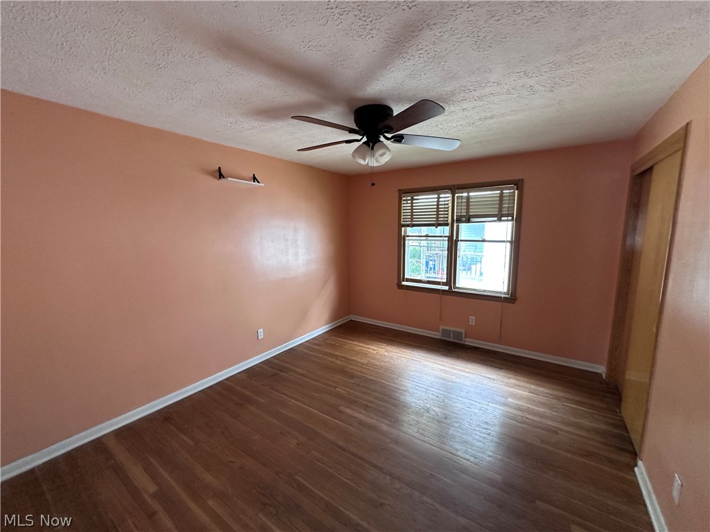 6210 Heisley Avenue Cleveland, OH 44105 - Photo 8 of 25