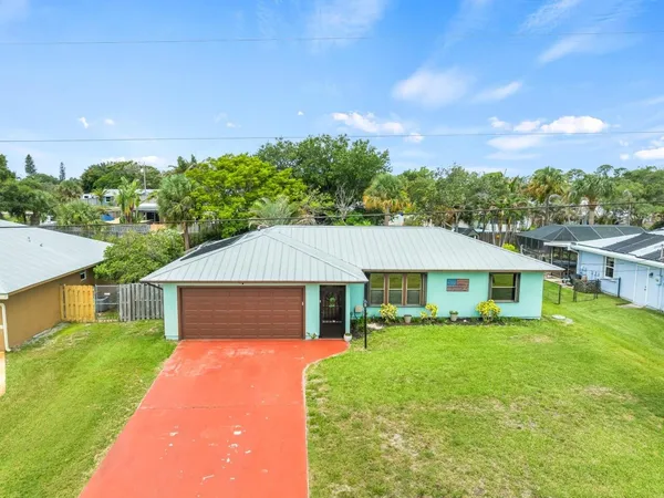 $609,000 | 1636 Northeast Darlich Avenue, Jensen Beach, FL 34957