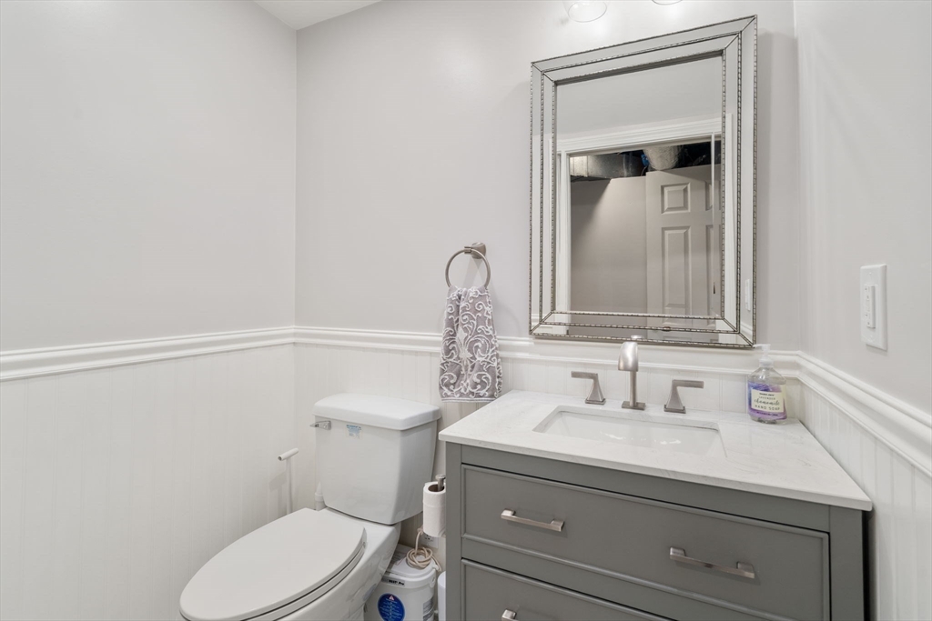 2 Lexington Street Boston, MA 02129 - Photo 16 of 21