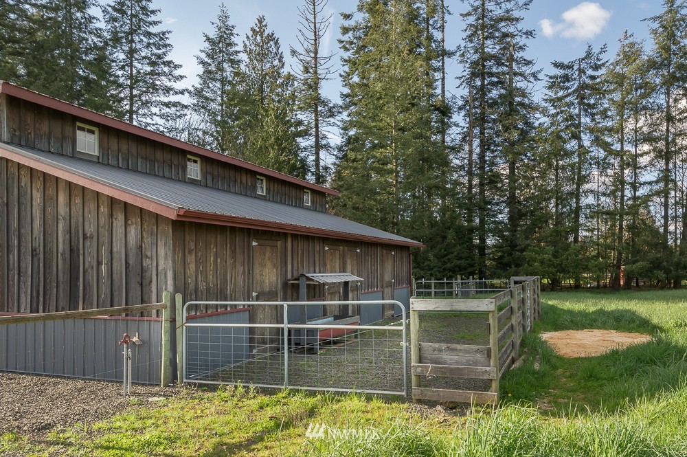1397 Middle Fork Road Onalaska, WA 98570 - Photo 17 of 25 Gallery Image 17