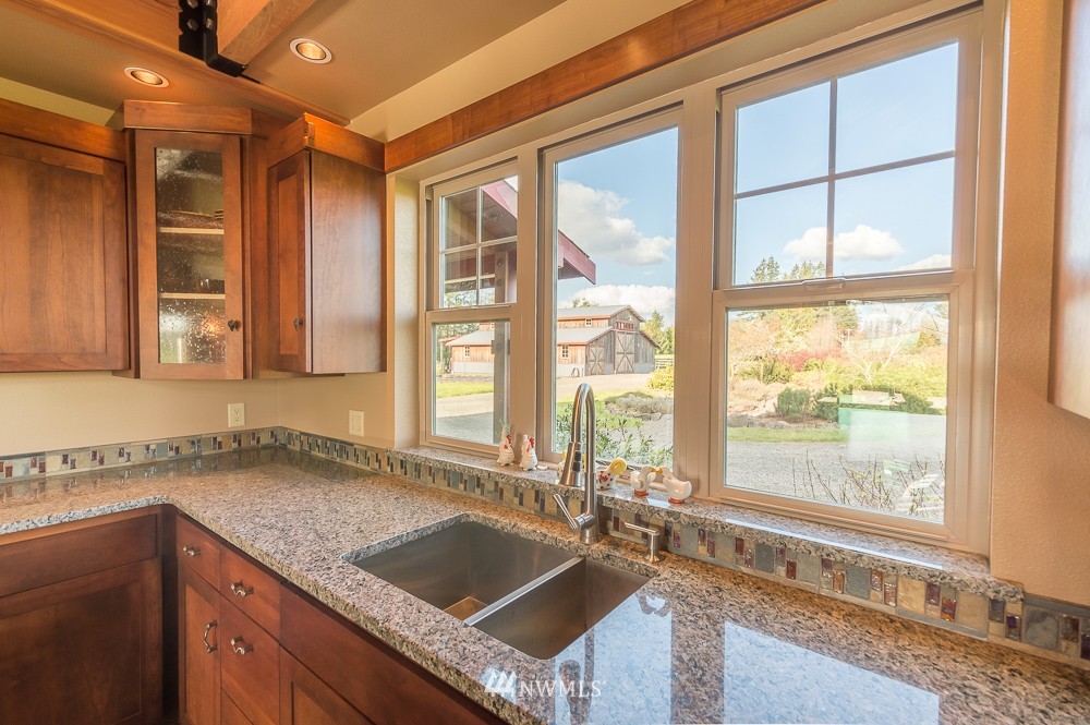 1397 Middle Fork Road Onalaska, WA 98570 - Photo 5 of 25 Gallery Image 5