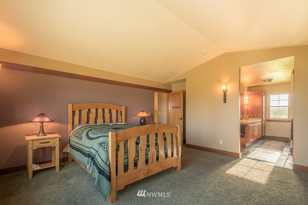 1397 Middle Fork Road Onalaska, WA 98570 - Photo 10 of 25 Gallery Image 10