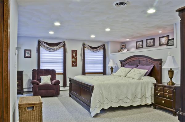 1 Pequot Road Peabody, MA 01960 - Photo 12 of 29 Gallery Image 12