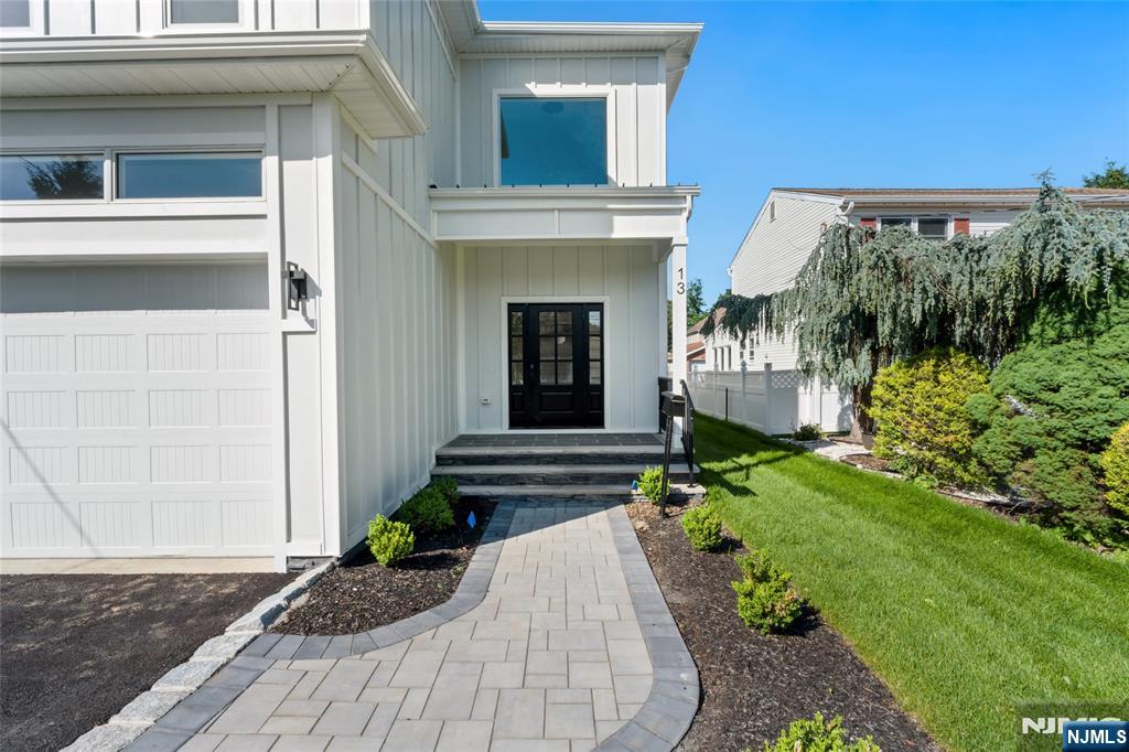 13 Harding Place Livingston, NJ 07039 - Photo 48 of 50