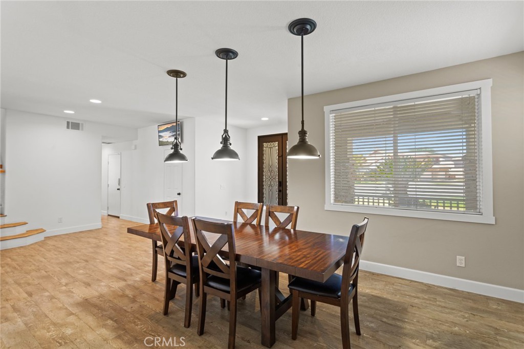 31500 Britton Circle Temecula, CA 92591 - Photo 15 of 44 a view of a dining room with furniture