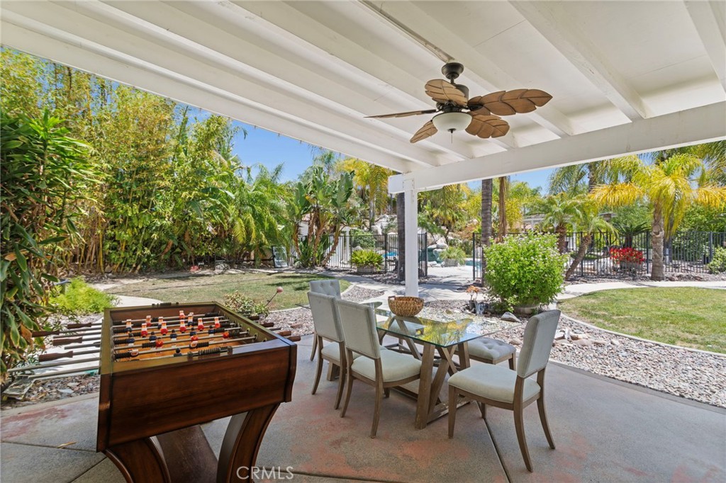 31500 Britton Circle Temecula, CA 92591 - Photo 35 of 44 a outdoor dining space with furniture and garden view