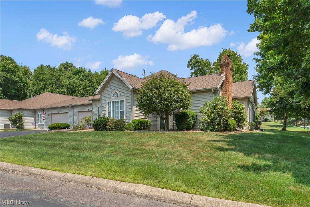 5645 Clingan Road, Unit 2B Struthers, OH 44471 - Photo 2 of 26