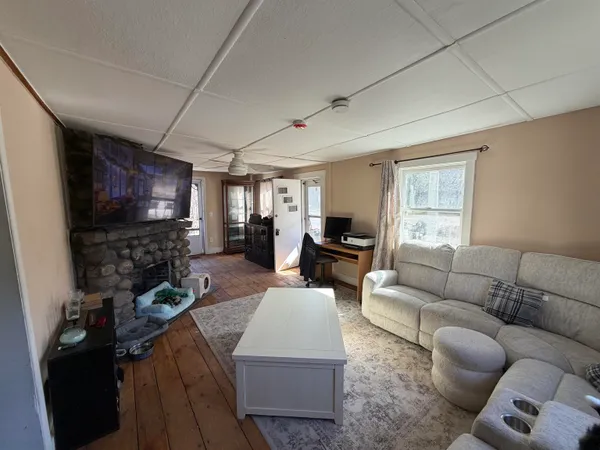 $260,000 | 429 Highway 30, Newfane, VT 05345