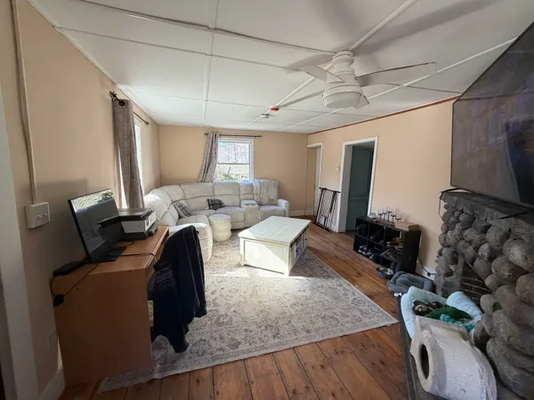 $260,000 | 429 Highway 30, Newfane, VT 05345