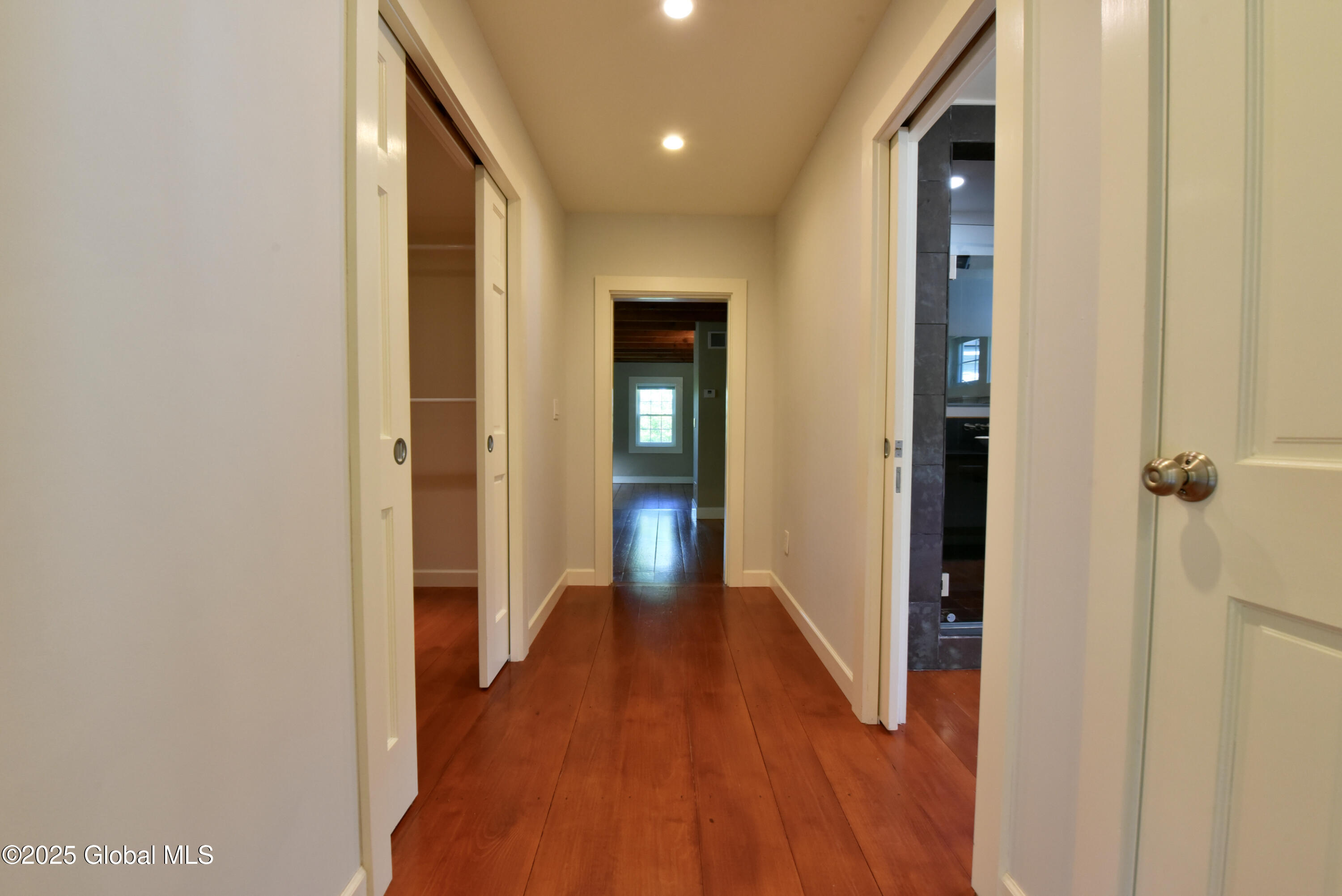 51 Hoffman Road Milton, NY 12866 - Photo 38 of 65 51HoffmanRdPrimaryBAClosetHall