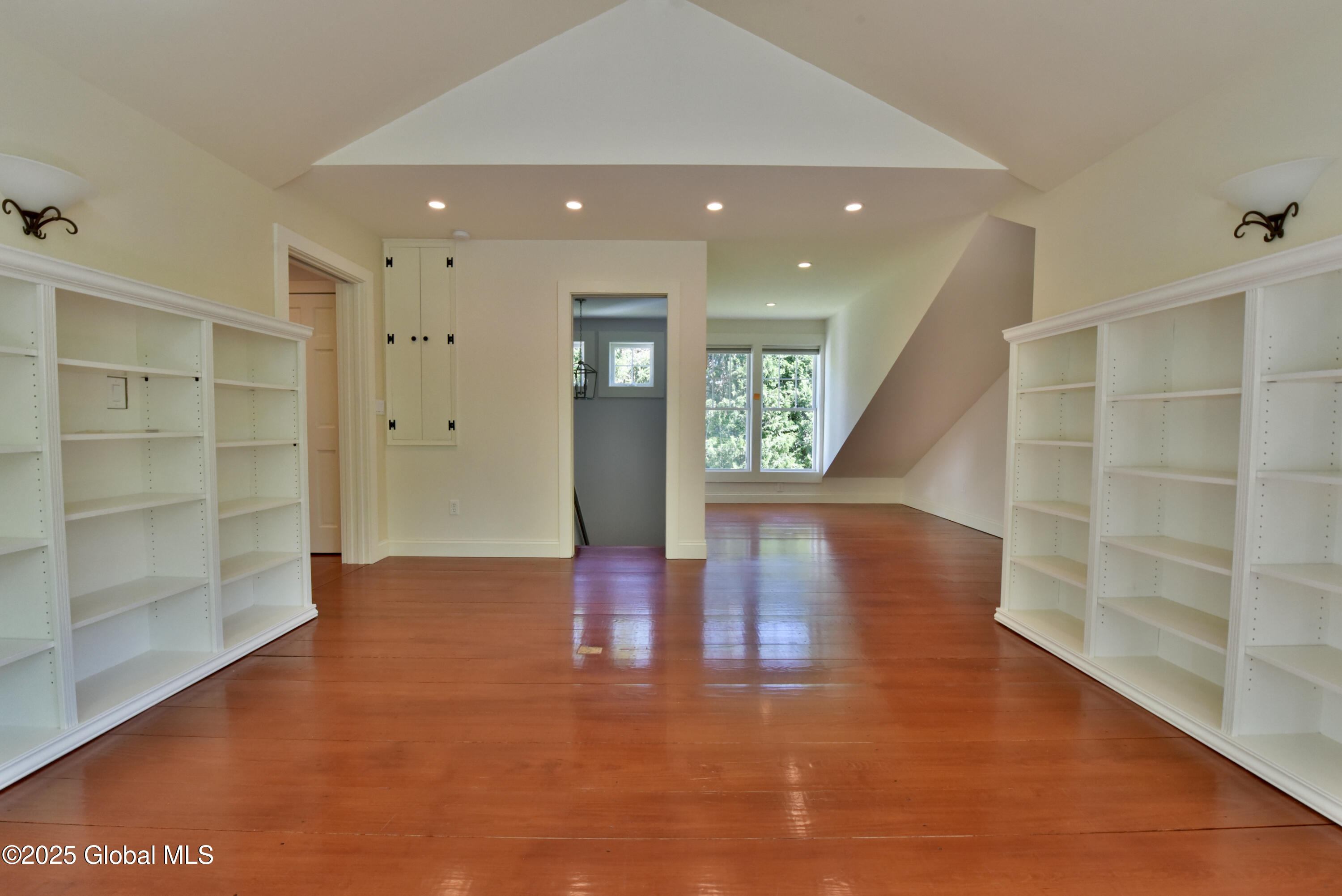 51 Hoffman Road Milton, NY 12866 - Photo 42 of 65 51HoffmanRdUpstairsOffice1