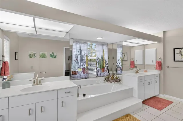 $1,100,000 | 2321 Manasota Beach Road, Englewood, FL 34223