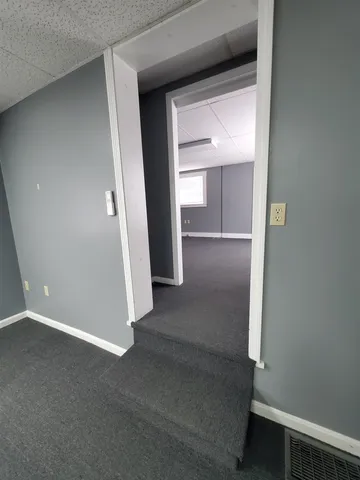 $1,000 | 309 Portland Street, Unit 102, St. Johnsbury, VT 05819