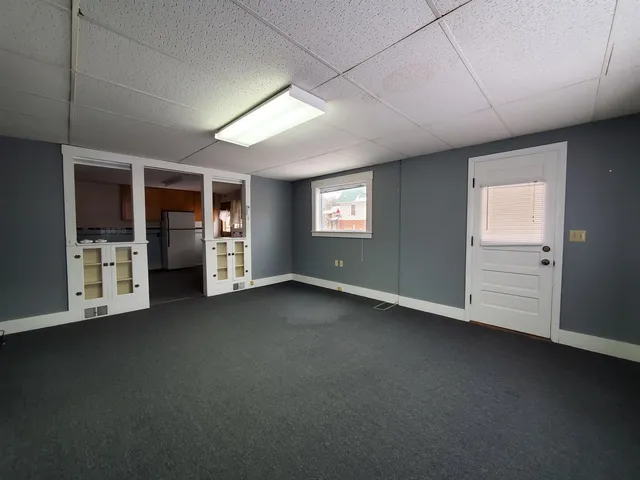 $1,000 | 309 Portland Street, Unit 102, St. Johnsbury, VT 05819