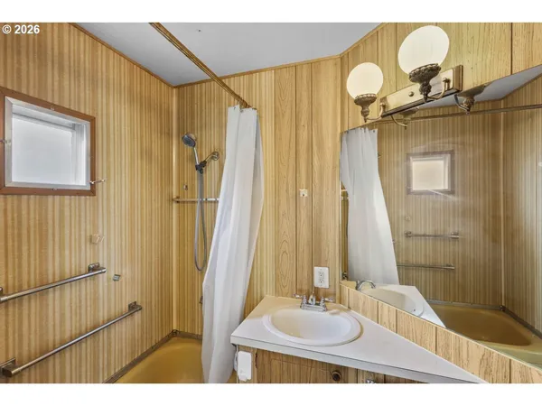 $21,500 | 111 Briarwood Way, Grants Pass, OR 97526