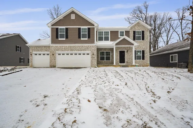 $512,695 | 22 Levanno Drive, Crown Point, IN 46307
