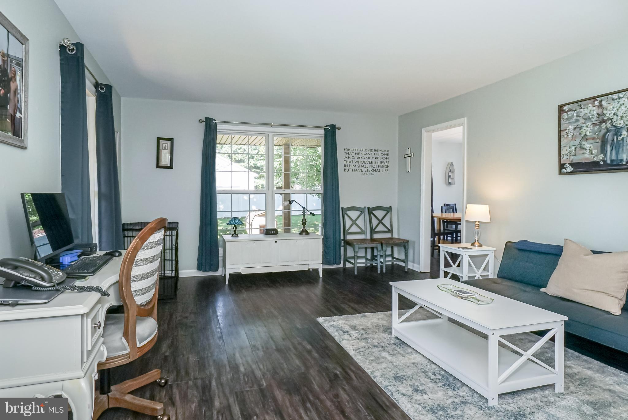 37 Blake Road Elkton, MD 21921 - Photo 3 of 41 Living Room