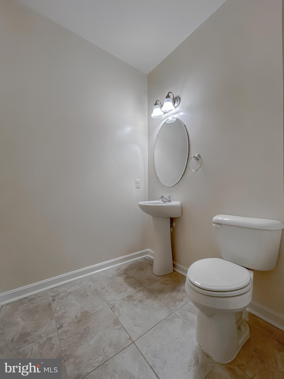 44140 Outrigger Way California, MD 20619 - Photo 15 of 36 1/2bath view 2