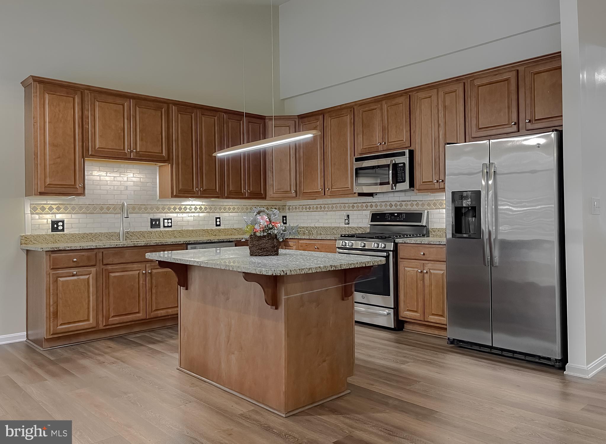 44140 Outrigger Way California, MD 20619 - Photo 22 of 36 Kitchen view from island
