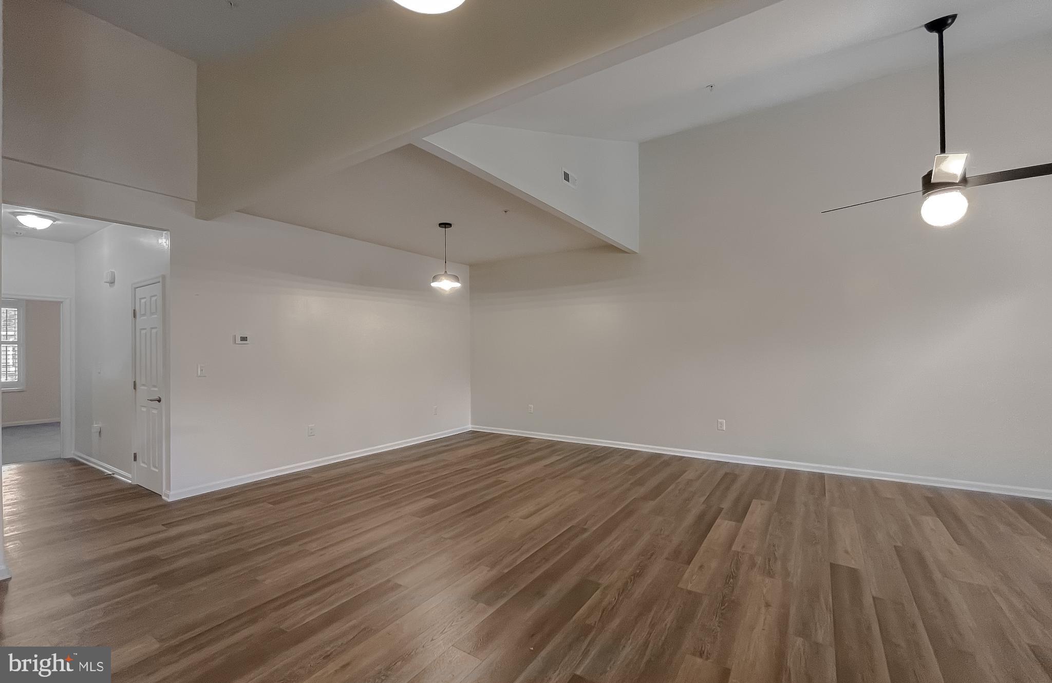 44140 Outrigger Way California, MD 20619 - Photo 23 of 36 LR view toward hall