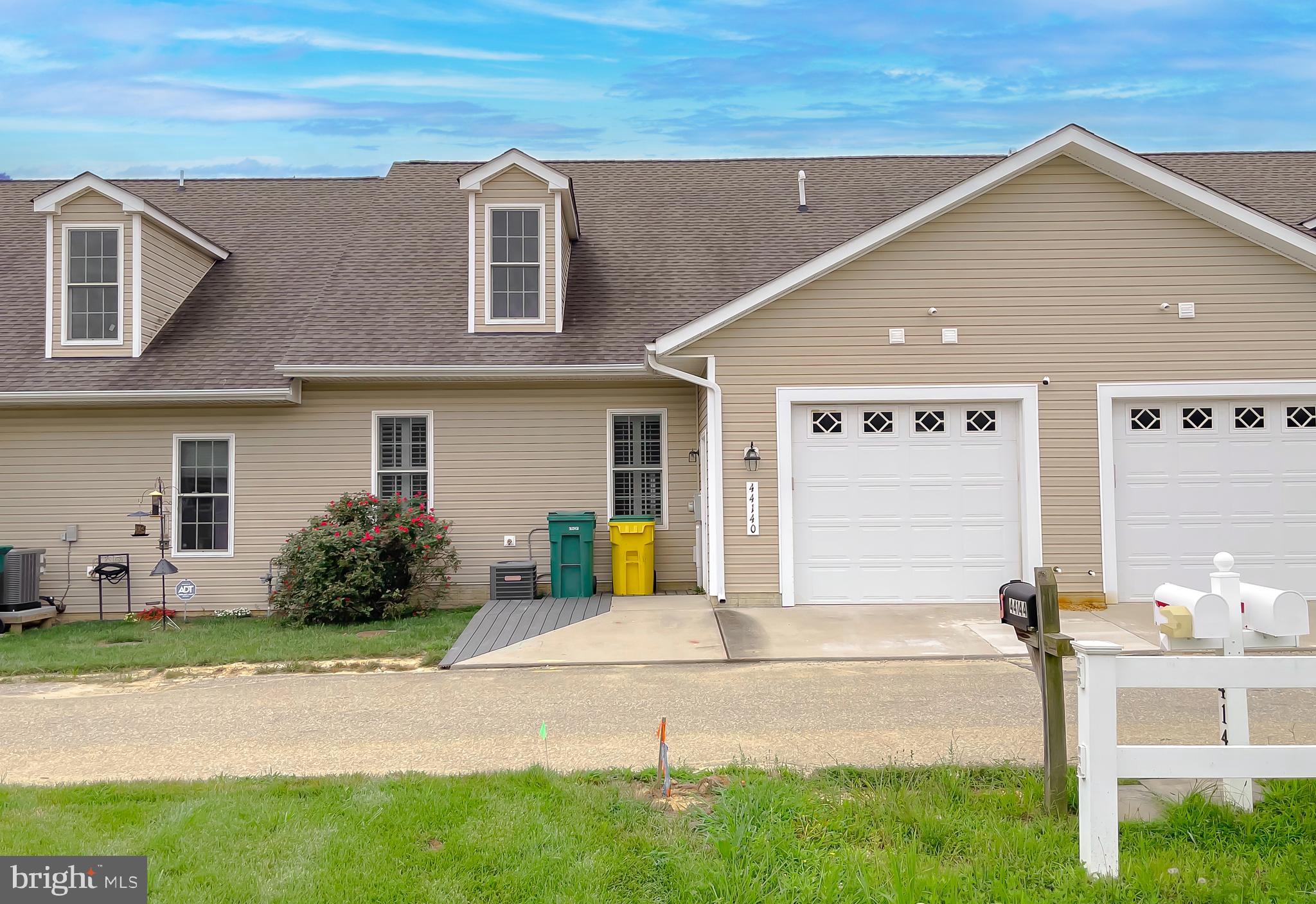 44140 Outrigger Way California, MD 20619 - Photo 36 of 36 Rear garage view