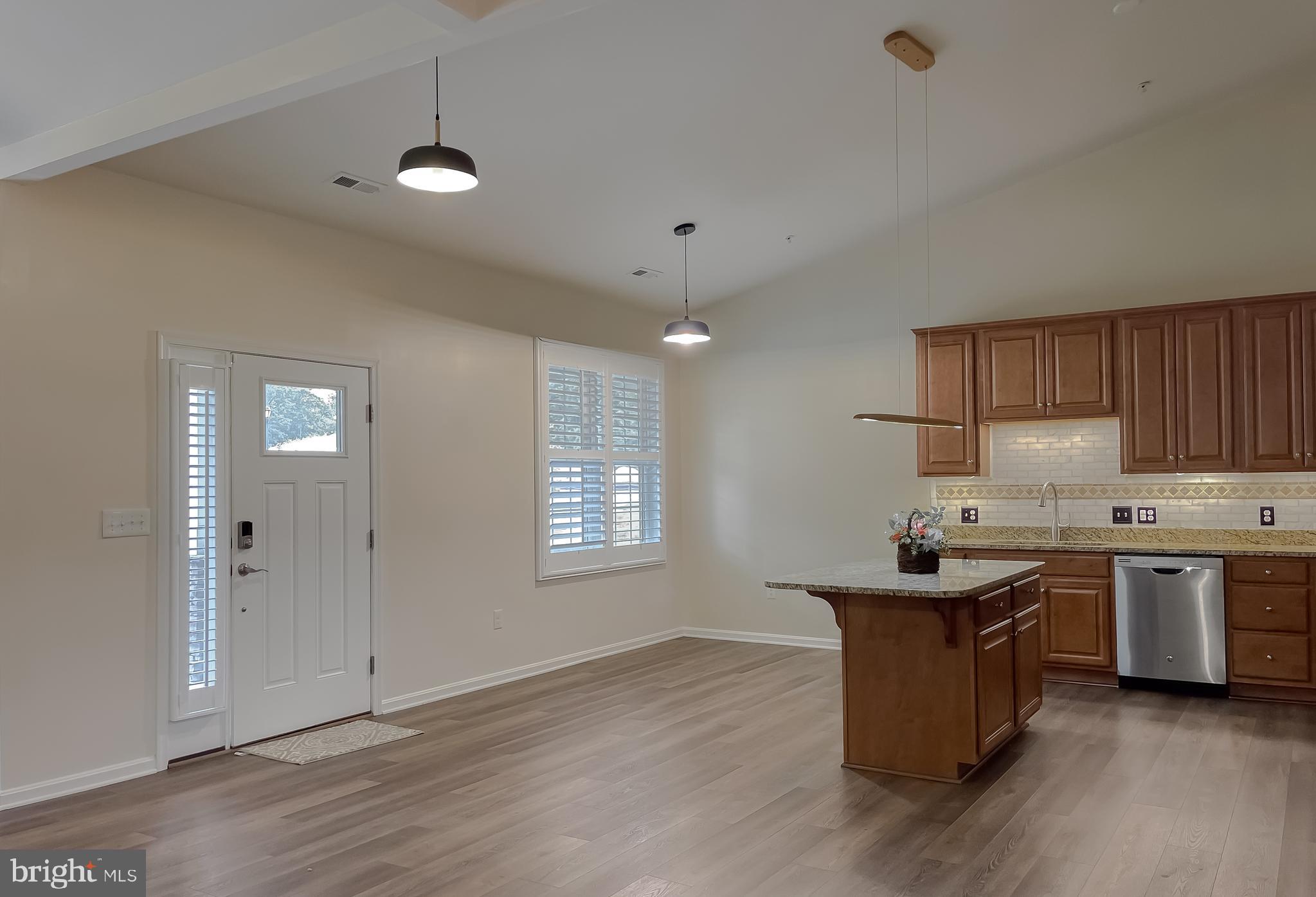 44140 Outrigger Way California, MD 20619 - Photo 8 of 36 Entry area