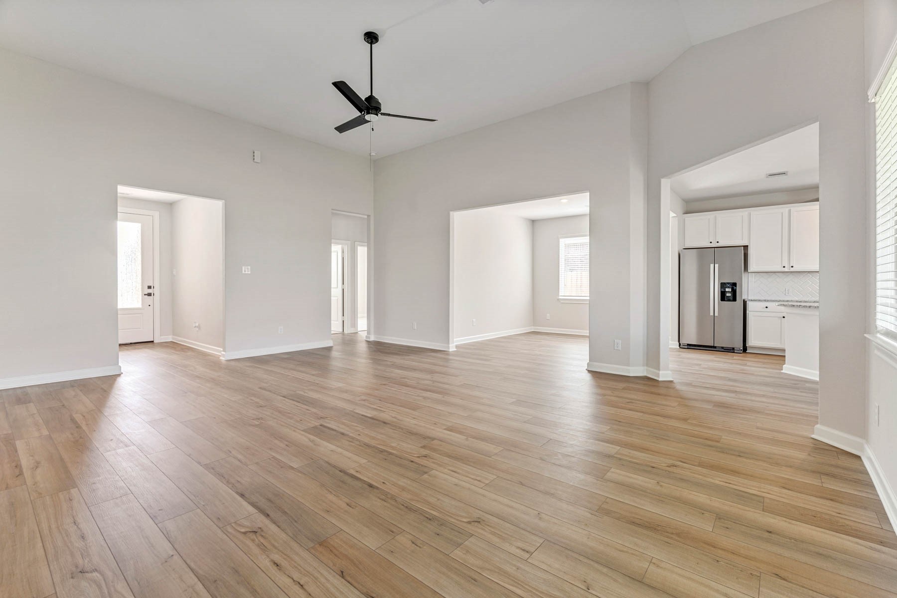 The spacious living room is perfect for hosting​​‌​​​​‌​​‌‌​‌‌​​‌​​​​‌​​​‌‌​‌‌‌ guests.