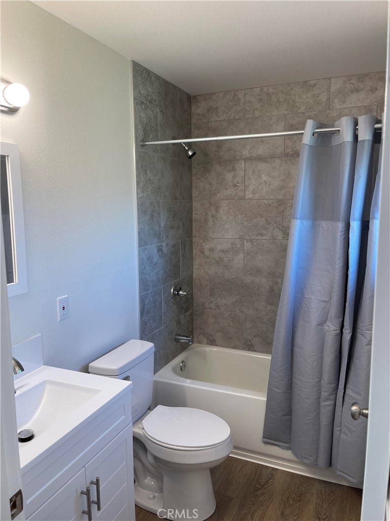 2643 Orange Street Riverside, CA 92501 - Photo 21 of 22 a bathroom with a sink and a toilet