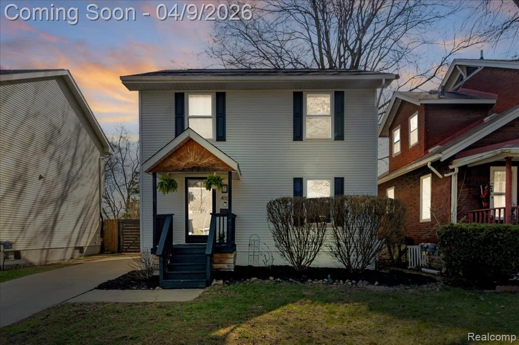 410 Stratford Road Ferndale, MI 48220 - Photo 2 of 38