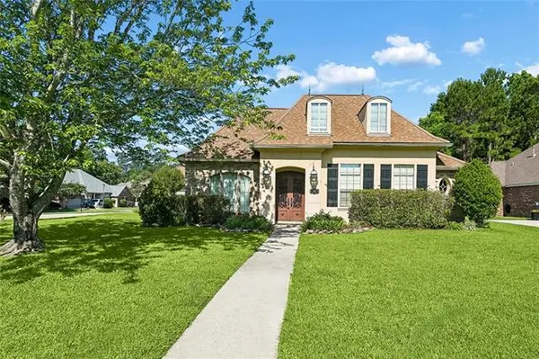 $525,000 | 108 Southdown Lane, Covington, LA 70433