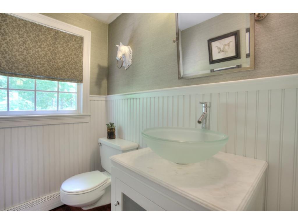 5 Birchwood Road Windham, NH 03087 - Photo 14 of 36
