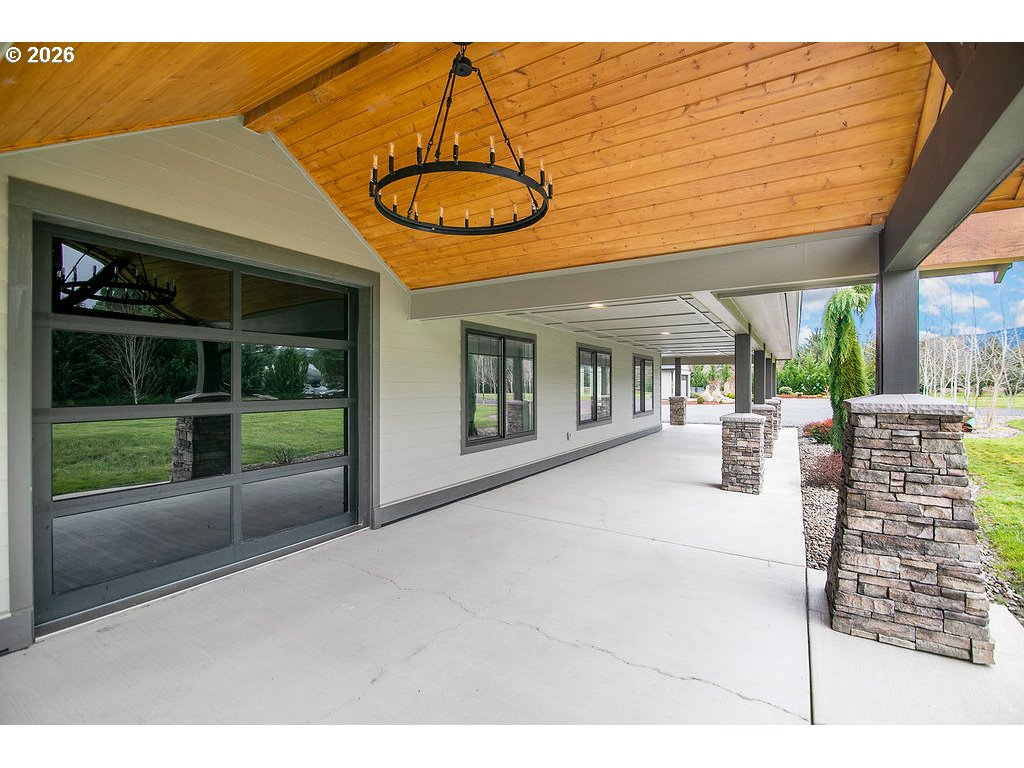 302 Waters Road Castle Rock, WA 98611 - Photo 44 of 48 Entrance/Foyer