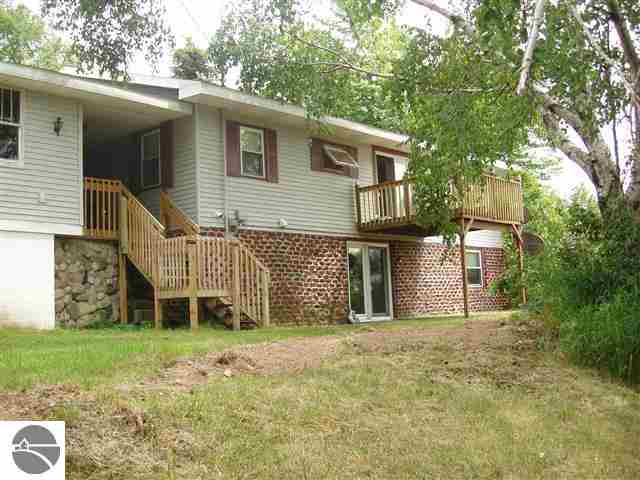 3825 Zimmerman Road Traverse City, MI 49685 - Photo 33 of 35 1780501-32.JPG