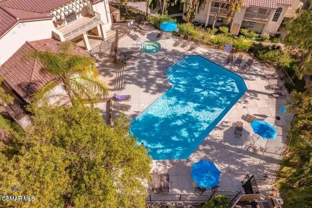 $3,295 | Undisclosed Address, Oak Park, CA 91377