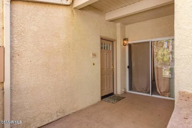 $3,295 | Undisclosed Address, Oak Park, CA 91377