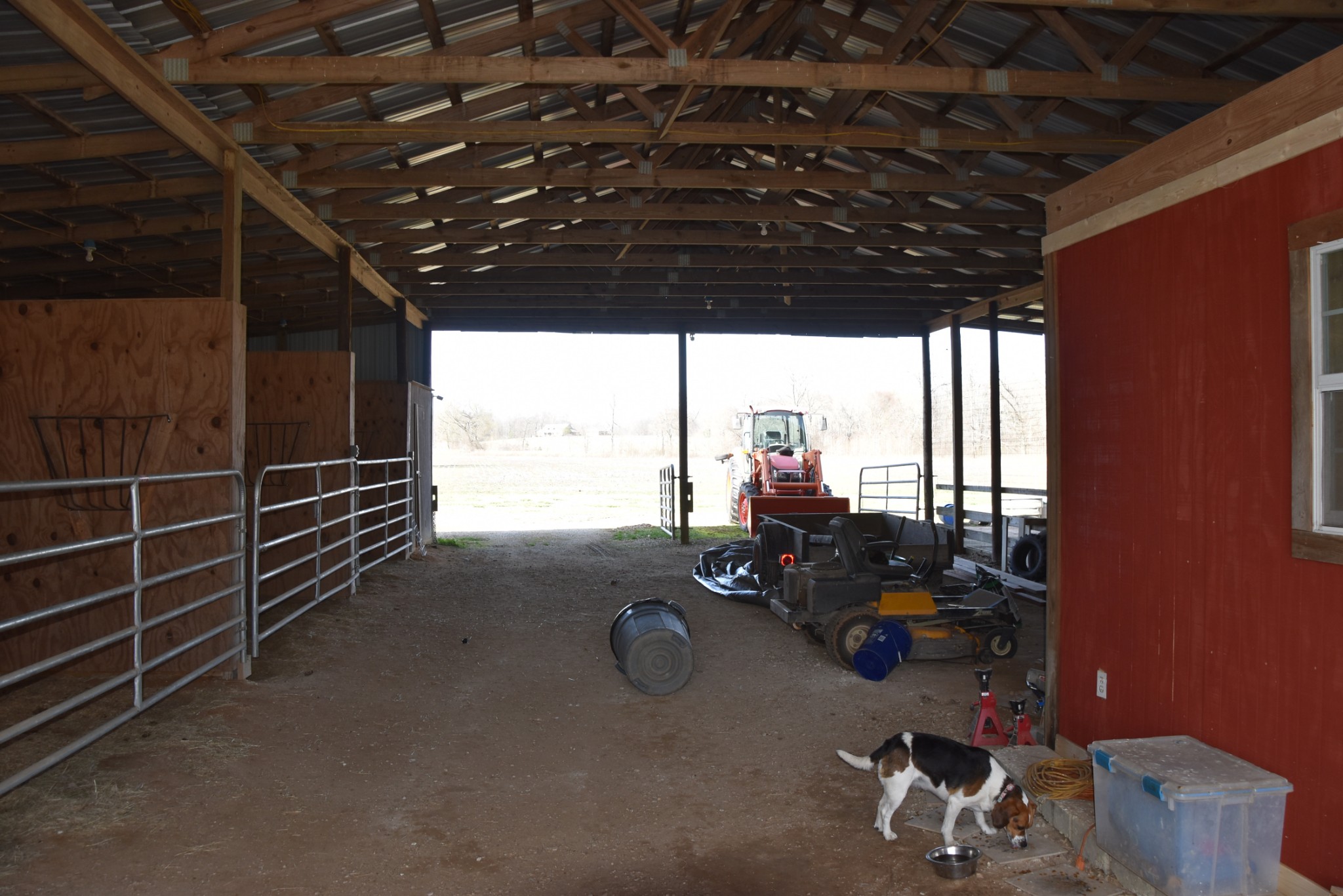 407 McLeary Road Jackson, TN 38305 - Photo 35 of 42 a view of a room with gym equipment