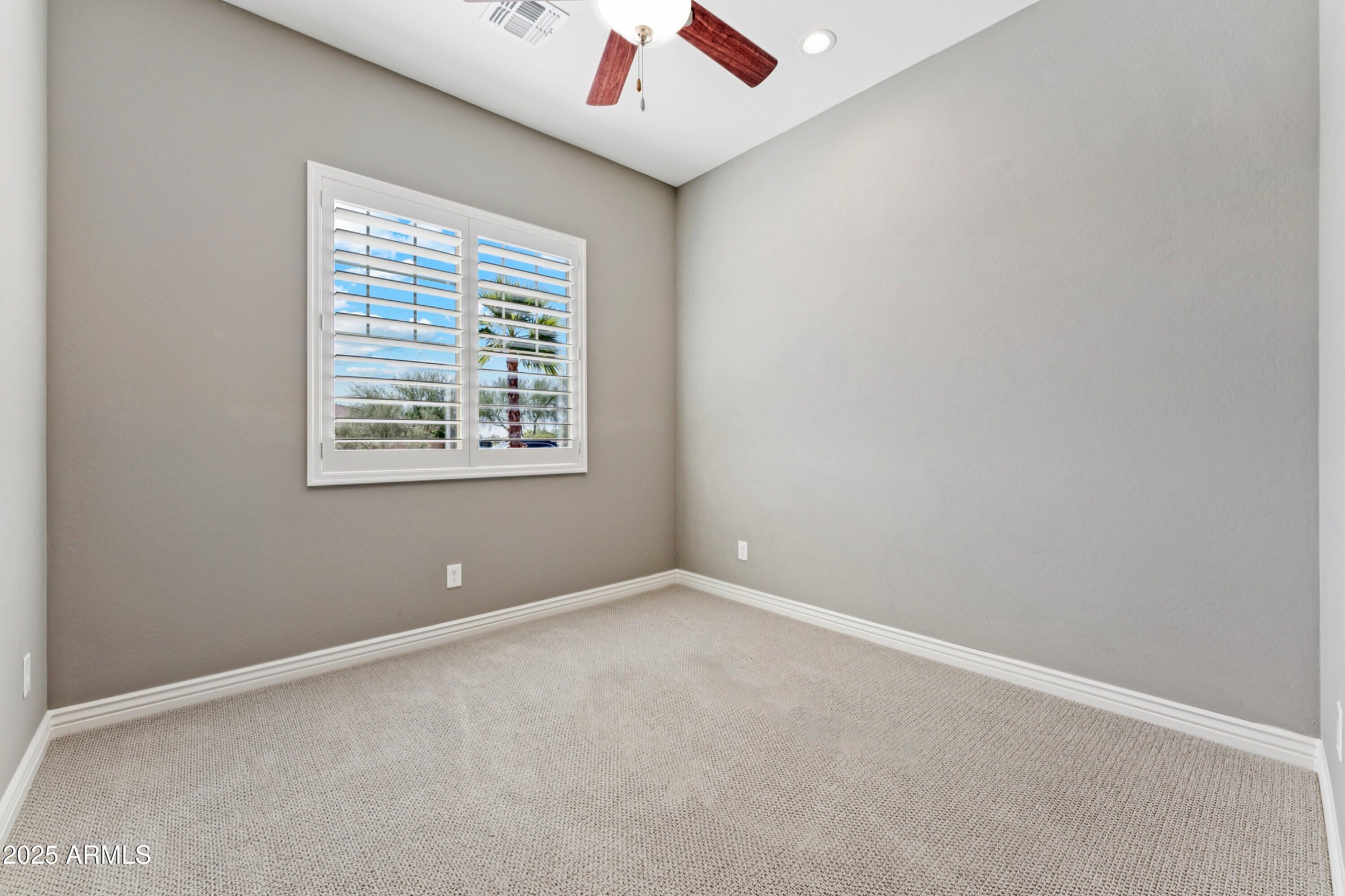 9916 West Redbird Road Peoria, AZ 85383 - Photo 33 of 96 Guest Room III