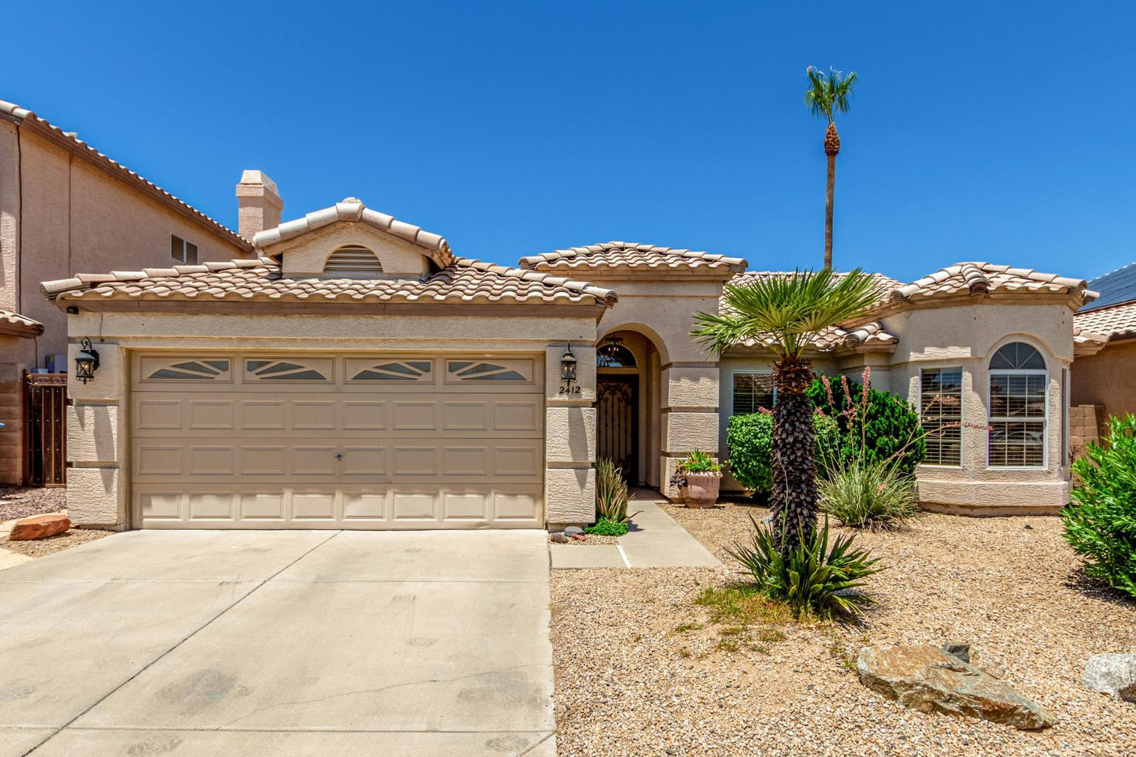 2412 East Wescott Drive Phoenix, AZ 85050 - Photo 2 of 26 Photo #2