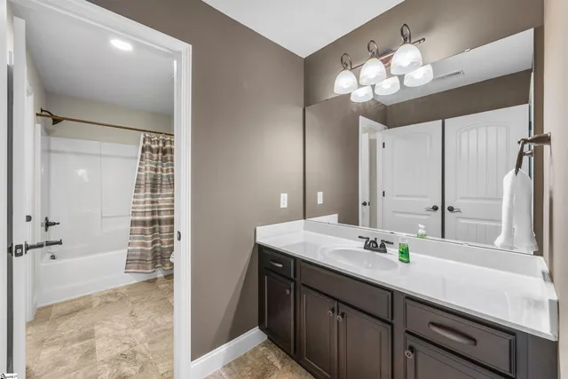 $540,000 | 10 Meadowgold Lane, Greer, SC 29651