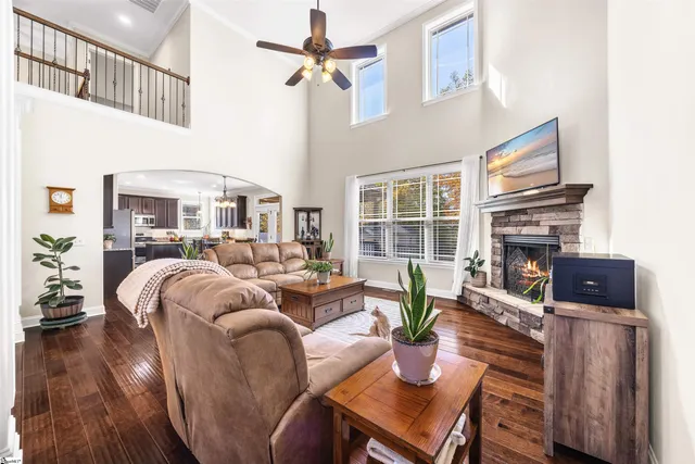 $540,000 | 10 Meadowgold Lane, Greer, SC 29651