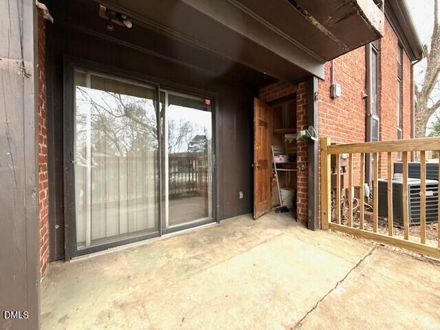5800 Falls Of Neuse Road, Unit A Raleigh, NC 27609 - Photo 29 of 32 a view of a porch