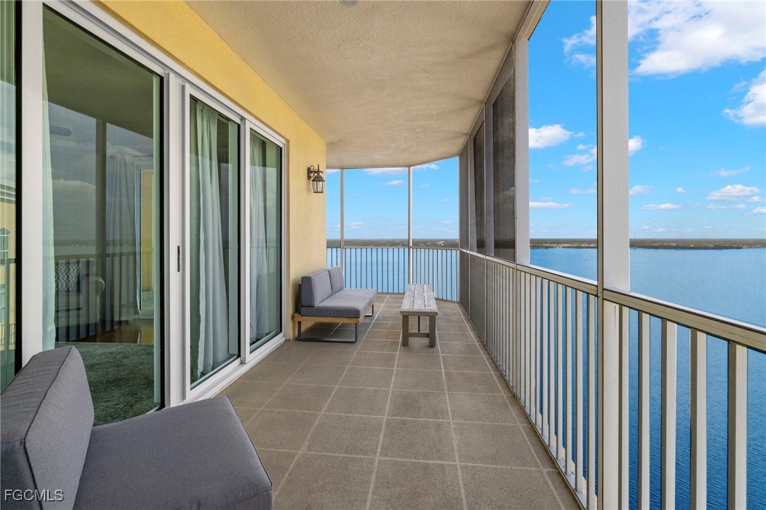 2745 First Street, Unit 2306 Fort Myers, FL 33916 - Photo 2 of 31