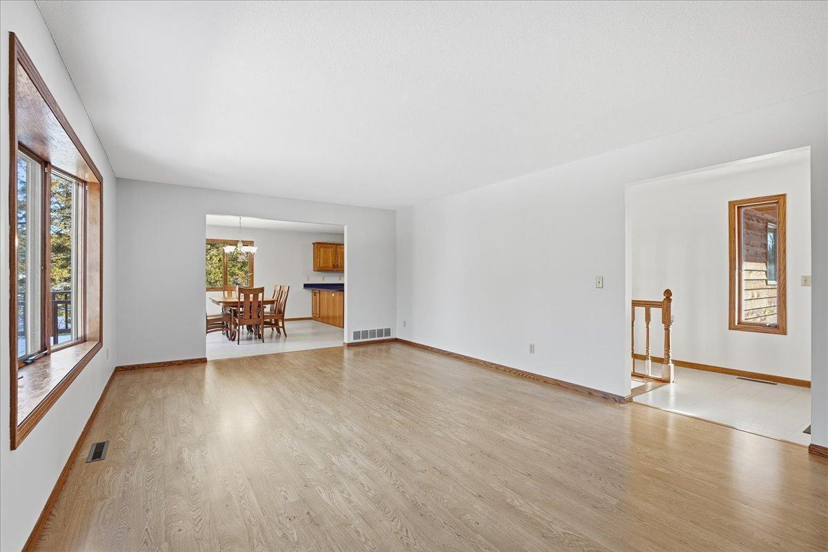 1072 Buck Ridge Hudson, WI 54016 - Photo 11 of 22