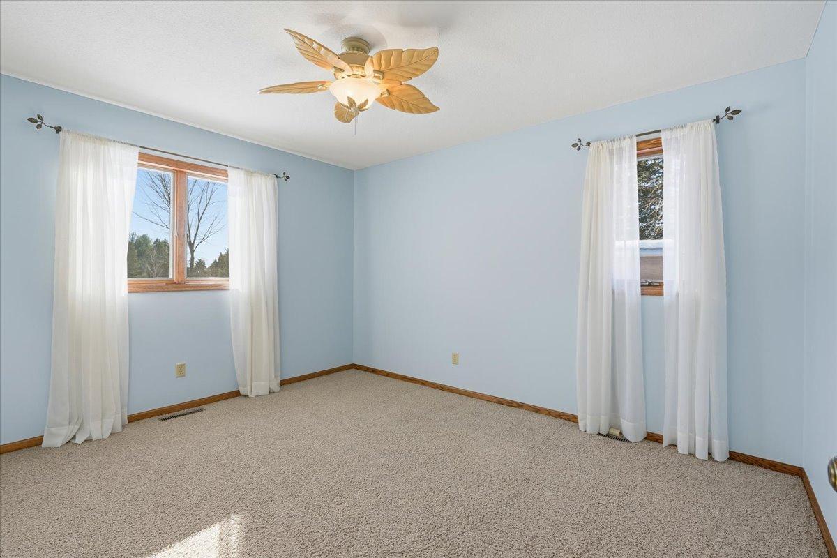 1072 Buck Ridge Hudson, WI 54016 - Photo 15 of 22