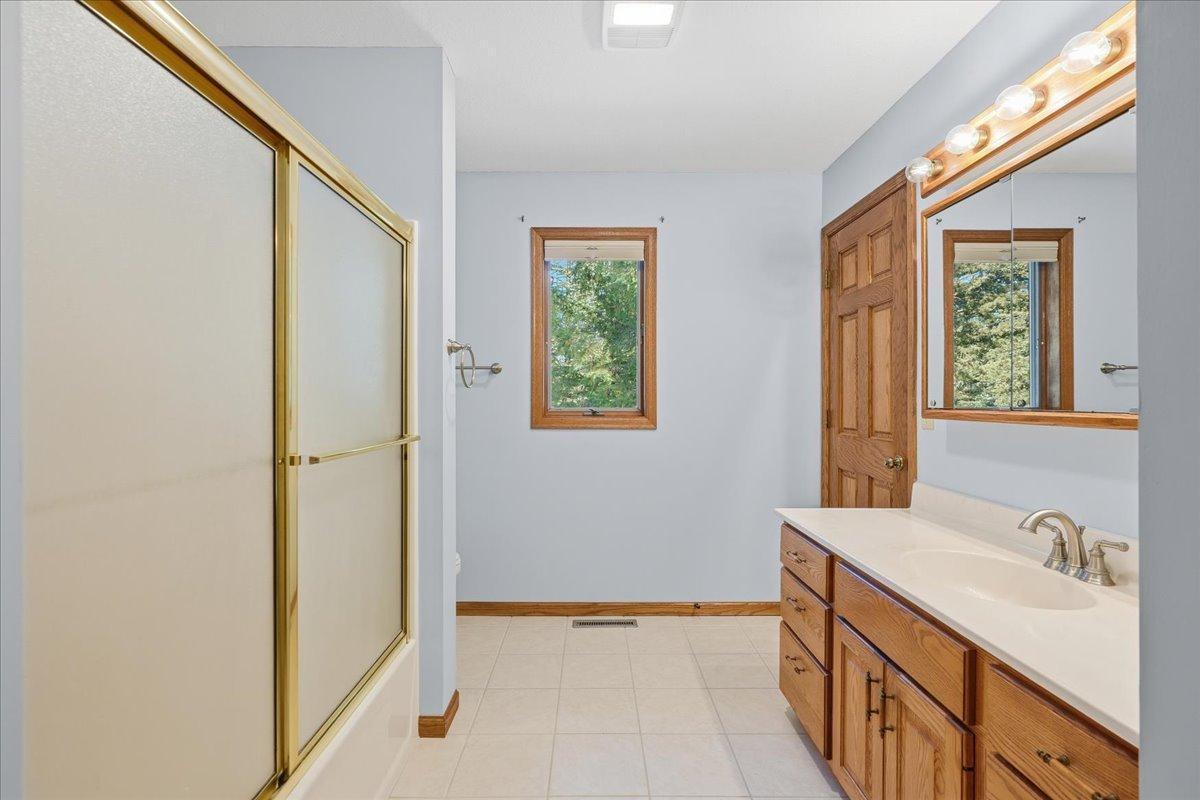 1072 Buck Ridge Hudson, WI 54016 - Photo 16 of 22